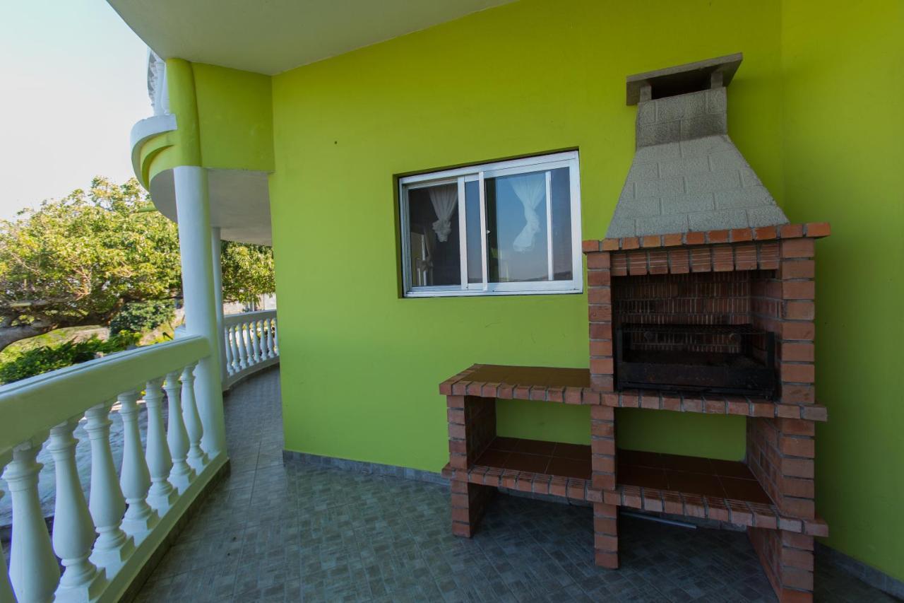 Bilene Beach House Vila Praia Do Bilene Exteriör bild