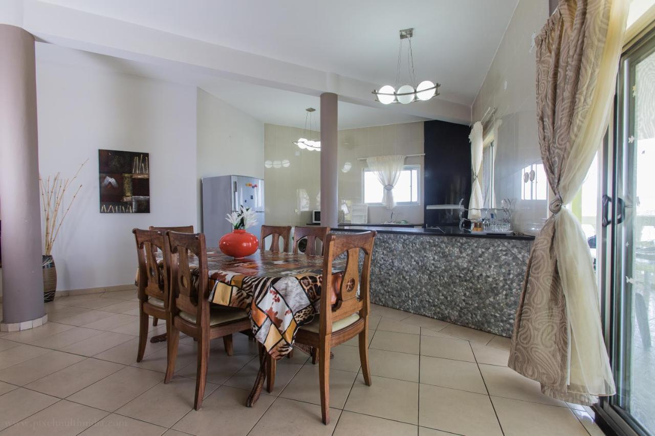 Bilene Beach House Vila Praia Do Bilene Exteriör bild