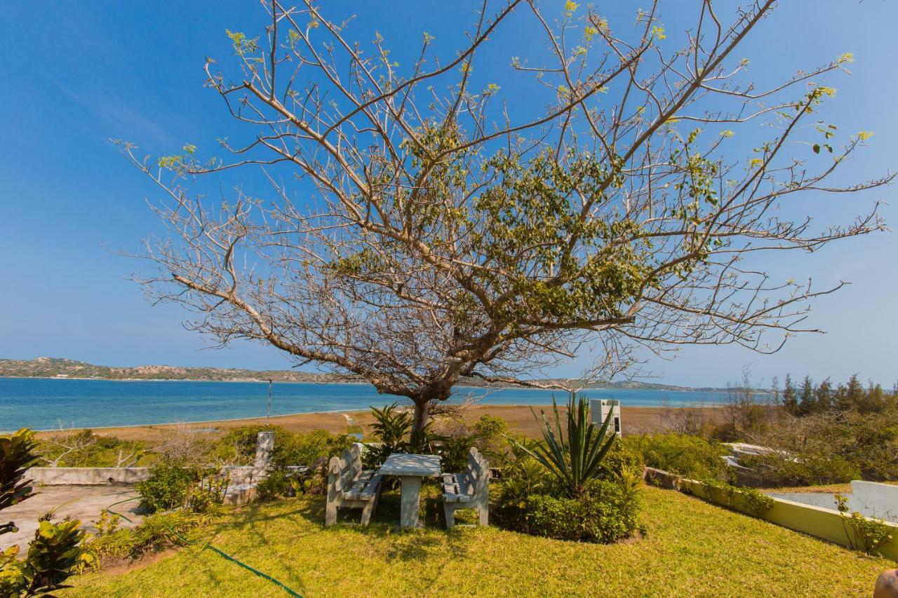 Bilene Beach House Vila Praia Do Bilene Exteriör bild